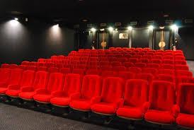 Salle de cinema 64b4fac88d511